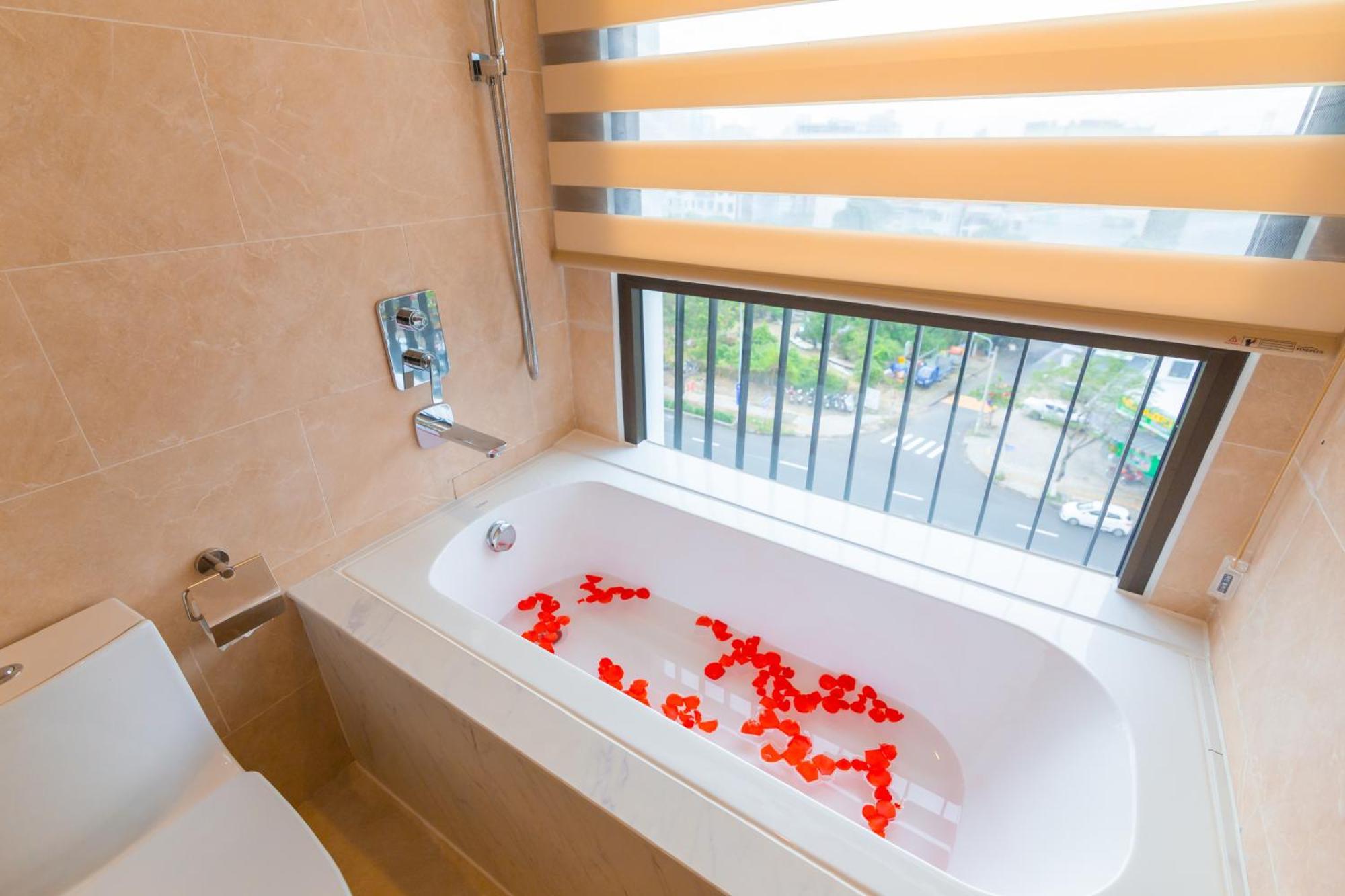 Mian - Infinity Pool Hotel 3*
